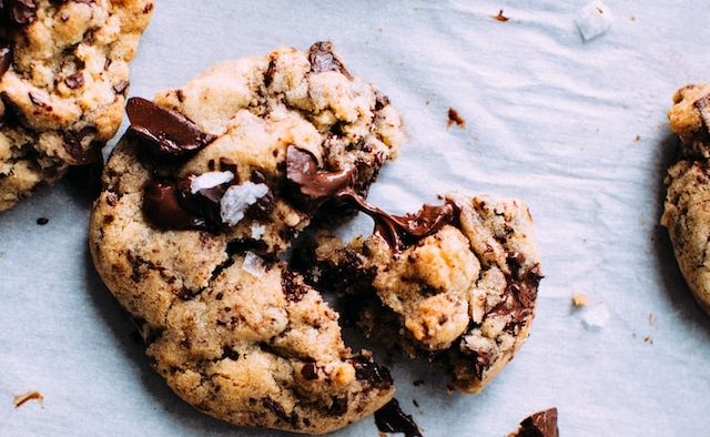 Chewy Molasses Chocolate Chunk Cookies