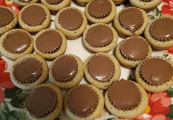 Peanut Butter Cup Cookies